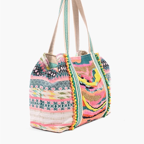 Multicolor Patterned Shoulder Bag - Picture 4 of 8